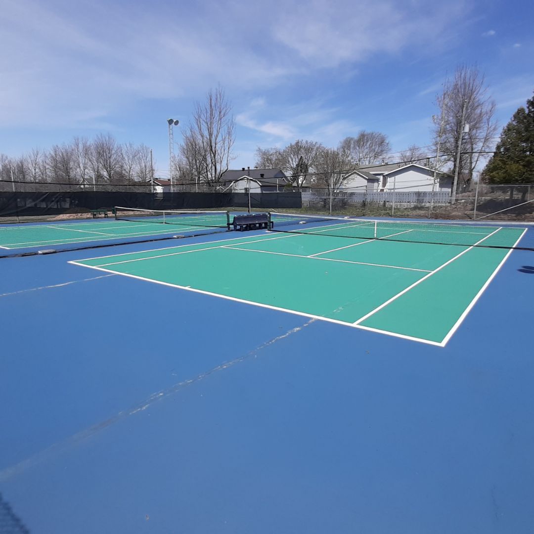 Terrains de tennis | Installations sportives | Saint-Jean-Port-Joli